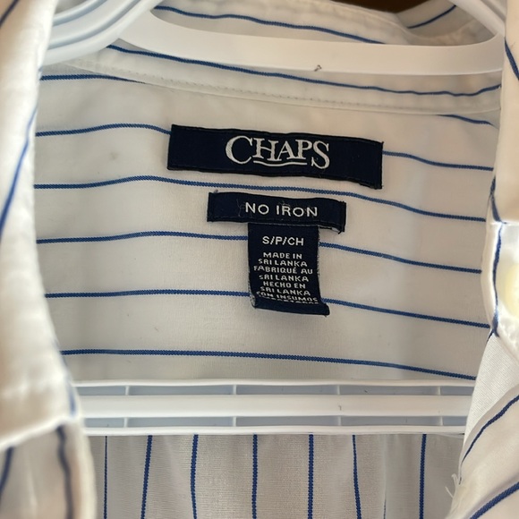 CHAPS Blue & White pinstriped No Iron blouse with three-quarter sleeves. - Picture 7 of 7